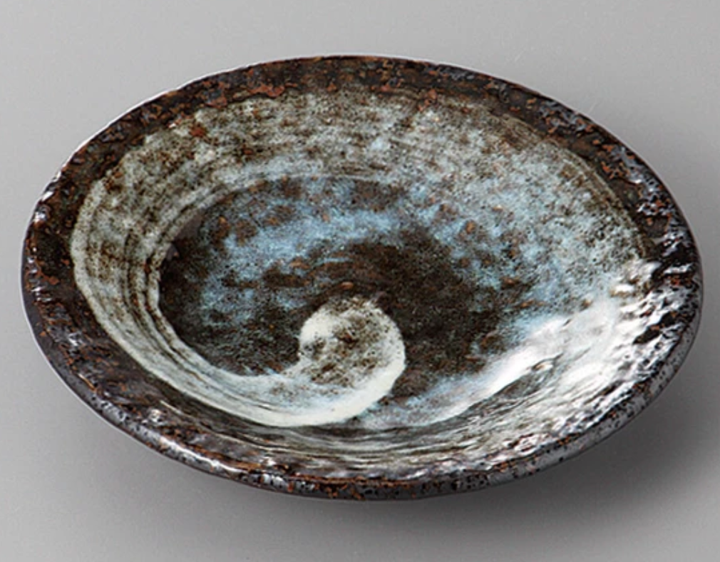 Assiette Creuse Noire Tourbillon de Marée – Minoyaki Japon